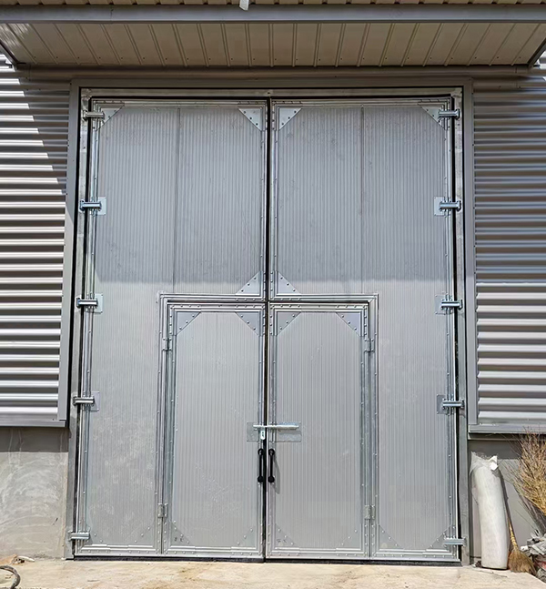 高台工业平开门