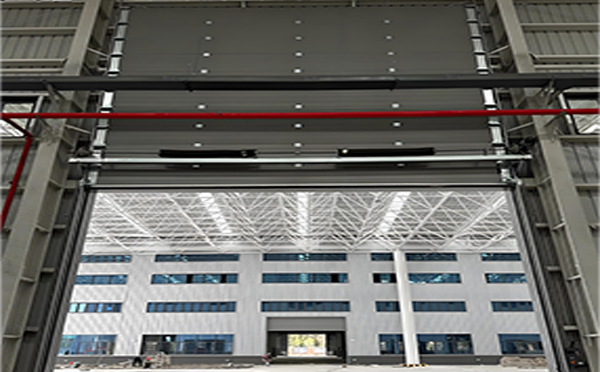 高台工业提升门