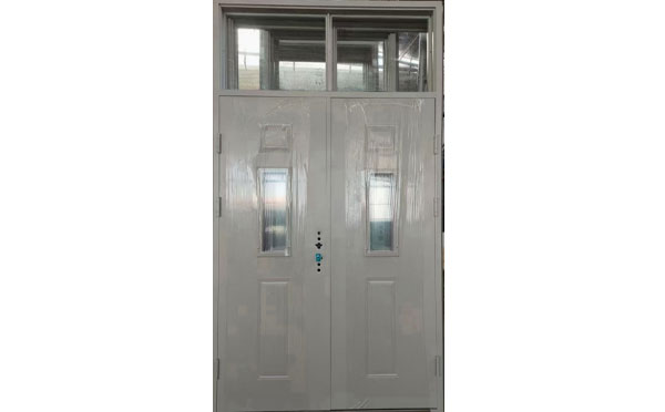 高台学校教室门