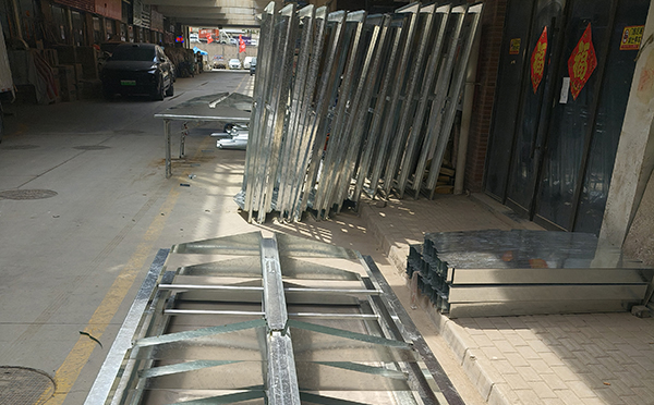 2025高台排烟窗维护周期与电动开启故障排查