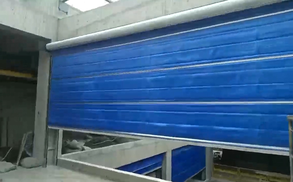 大型物流园区完成高台防火门整体安装工程